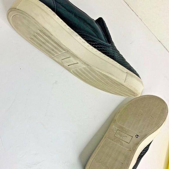 KG Kurt Geiger Womens Sz 8 41 Black Textured Flat Slip on Sneaker Shoes - Picture 6 of 6